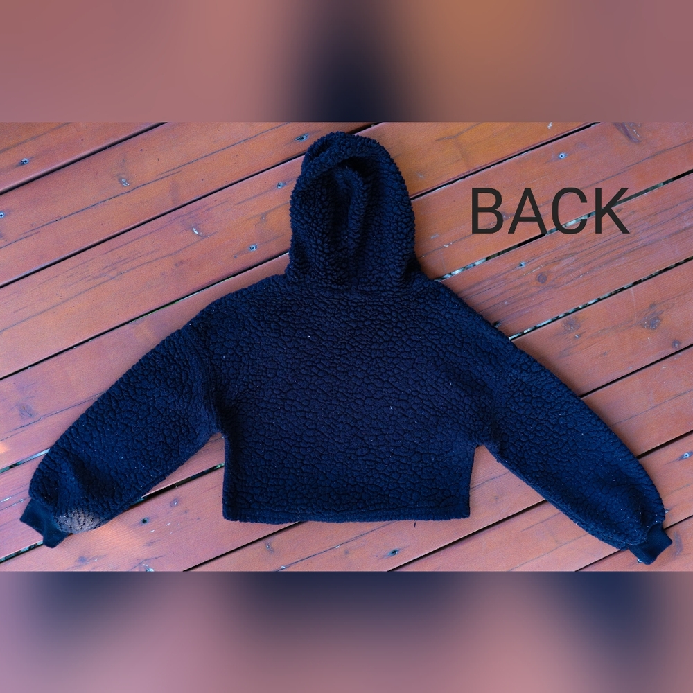 Shein Black Cropped Fuzzy Hoodie Size Small